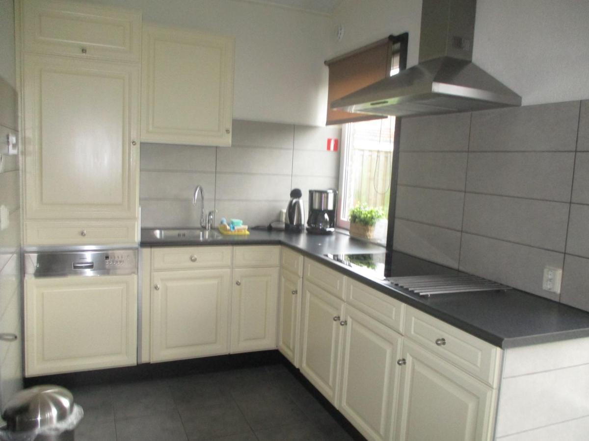 Comfortabel Vakantiehuis Aan Zee En Meer ! Kamperland Dış mekan fotoğraf